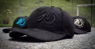 Gorra JV | Bordado Negro - Imagen 3